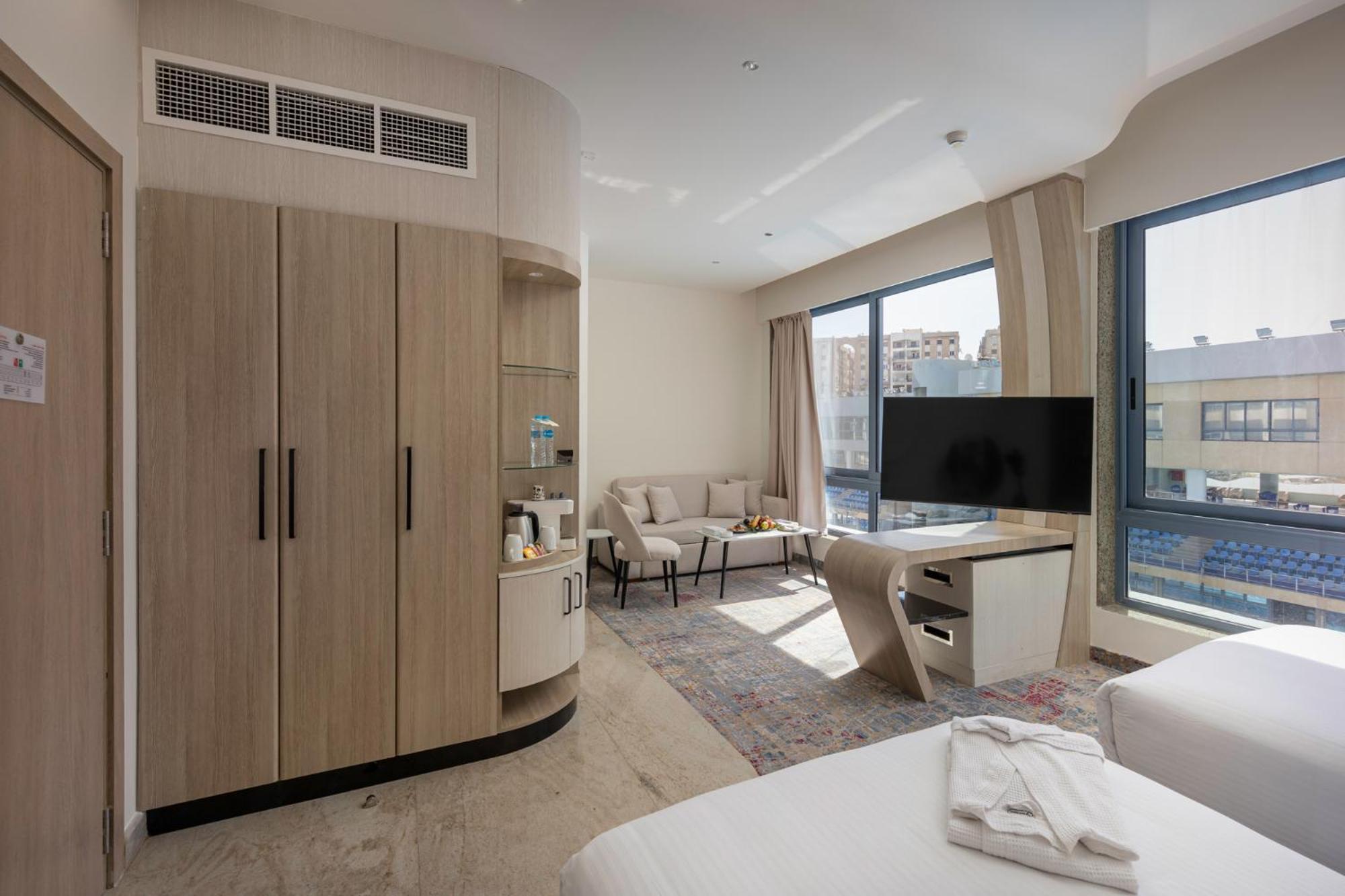 Mirage & Conference Center 5* Alexandria